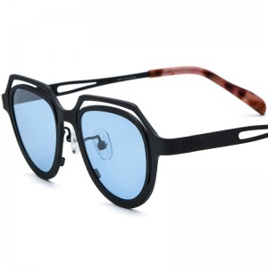 Color pure titanium sunglasses cat-eye sunglasses